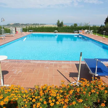 Sleeps 2 Pool Wifi T764920 Apartamento *