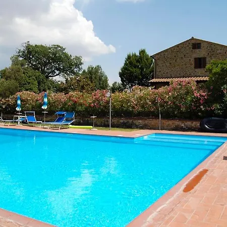 Sleeps 2 Pool Wifi T764920 Lajatico