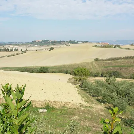 Sleeps 2 Pool Wifi T764920 Apartamento Lajatico