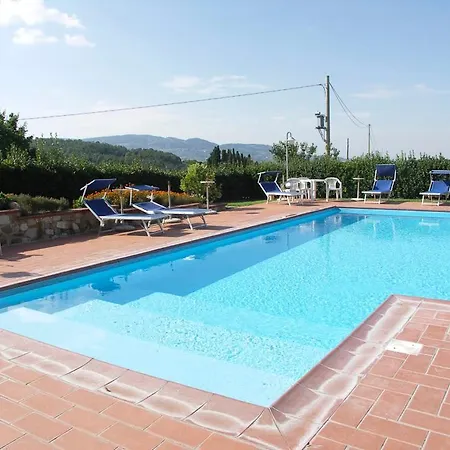 Sleeps 2 Pool Wifi T764920 *